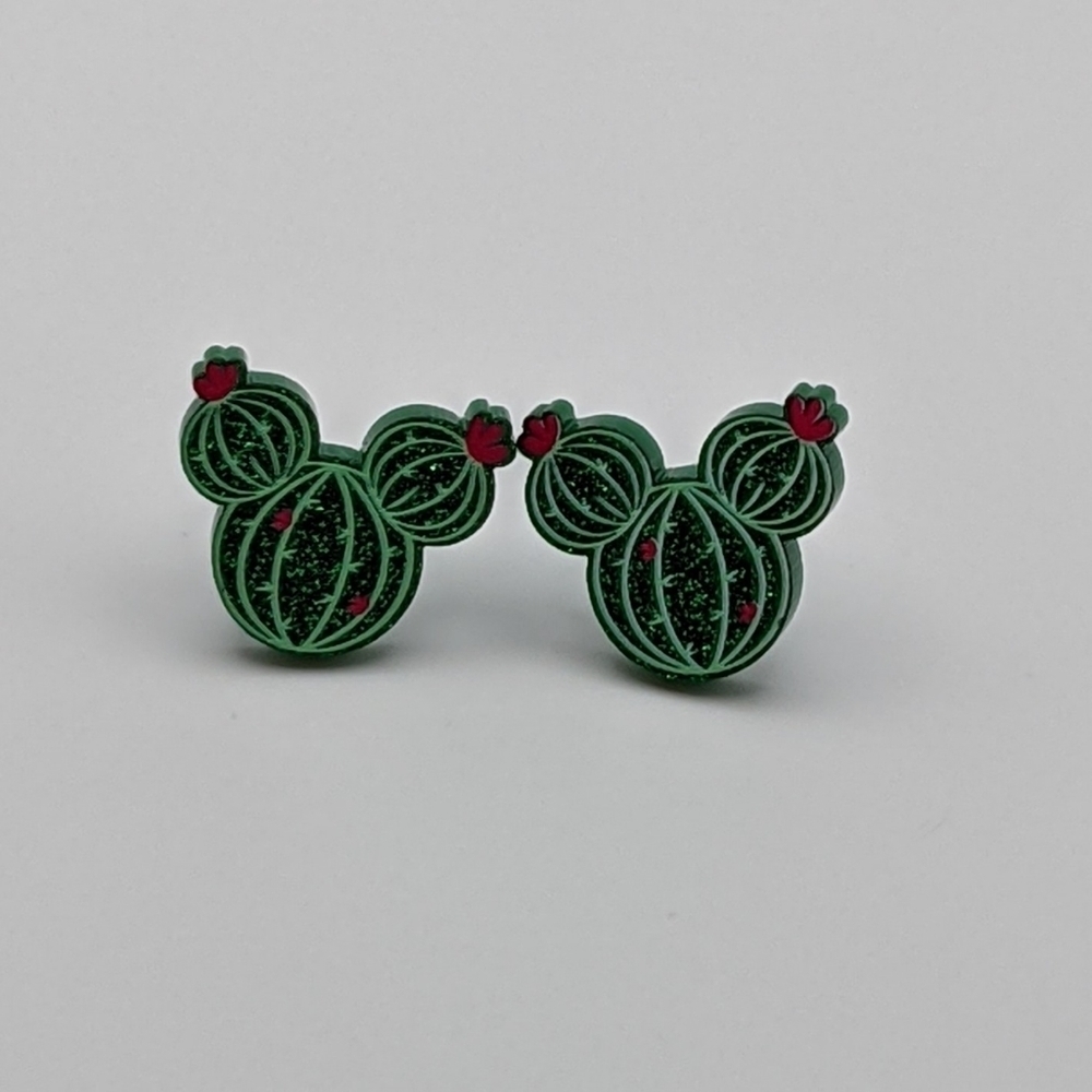 Mickey Mouse cactus green glitter acrylic stud earrings - Picture 5 of 6